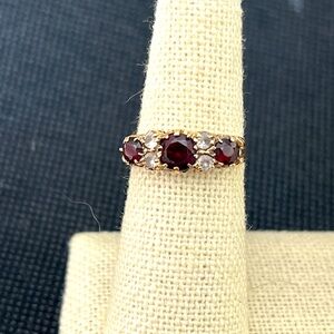 Elegant Garnet and White Sapphire 9k Ring